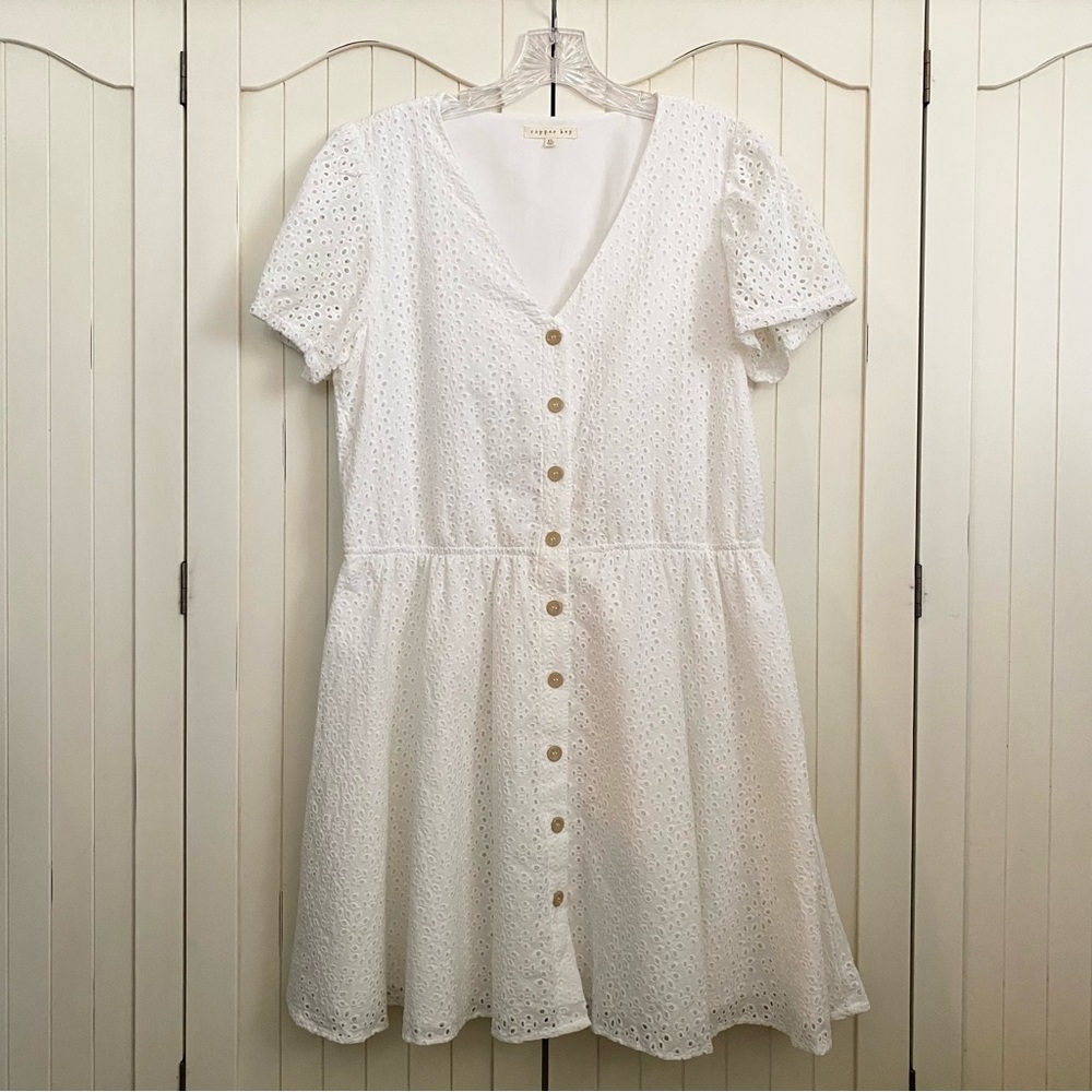 Copper Key Cotton Eyelet Dress White V-Neck Short Sleeves Button Front Lined XL